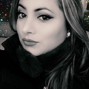 Meet your Posher, Stephanie